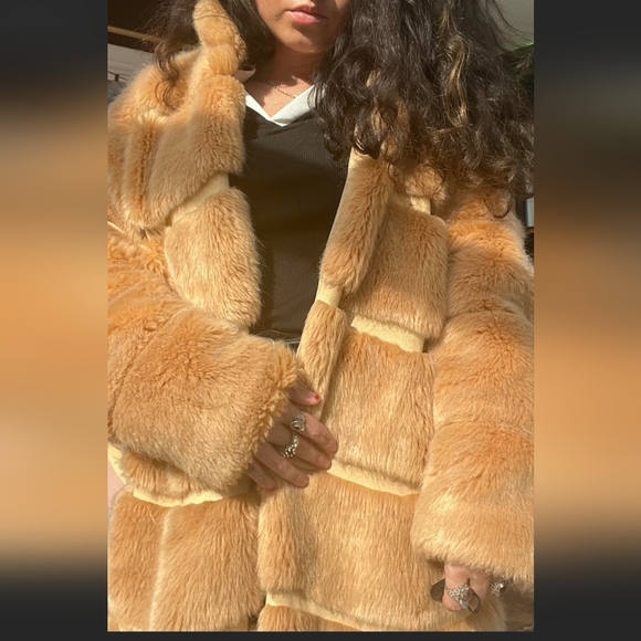 MISSGUIDED FAUX FUR COAT. Sable (Tan). Size 14. Maxie Length. New Condition - Picture 4 of 12